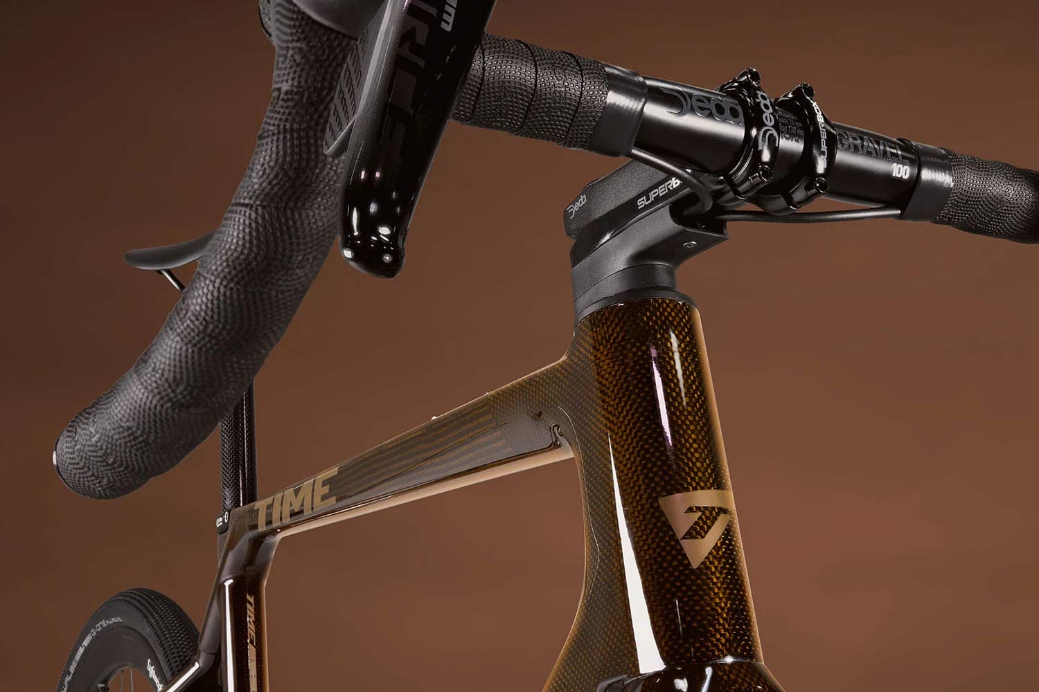 TIME ADHX bio-based-Dyneema carbon all-road gravel bike, headtube fully internal routing