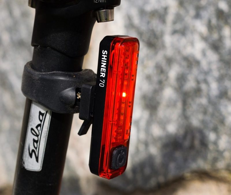 Bike switches on 1500 lumen headlight, versatile Spring bike light collection Bikerumor