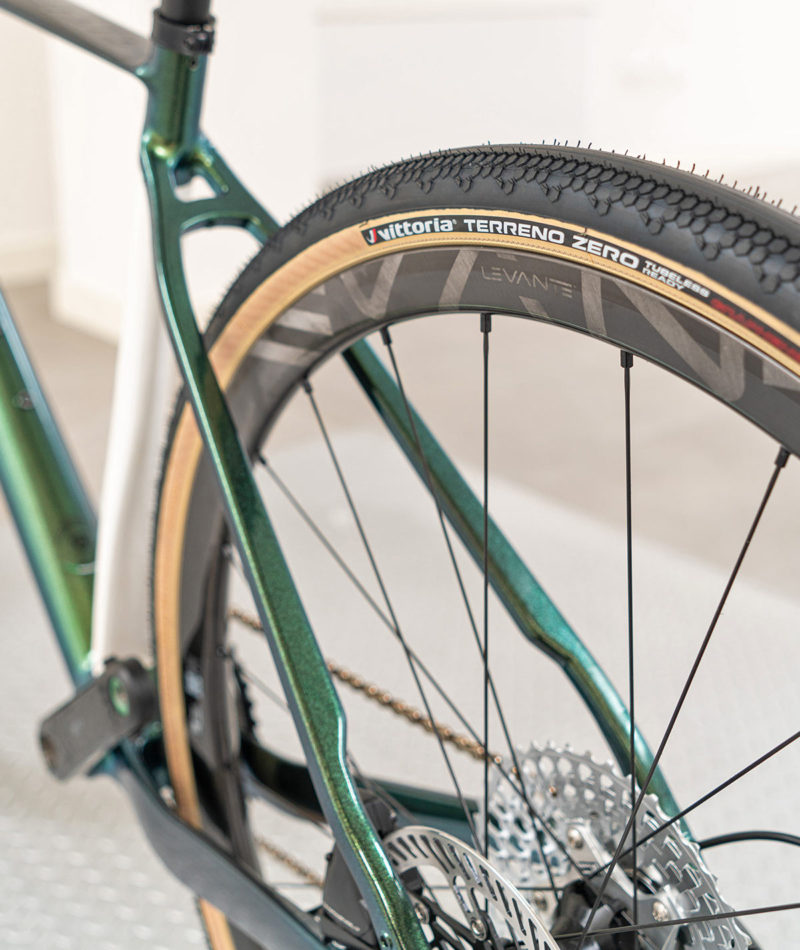 Titici Relli carbon gravel bike gets more Flexy comfort tech! - Bikerumor