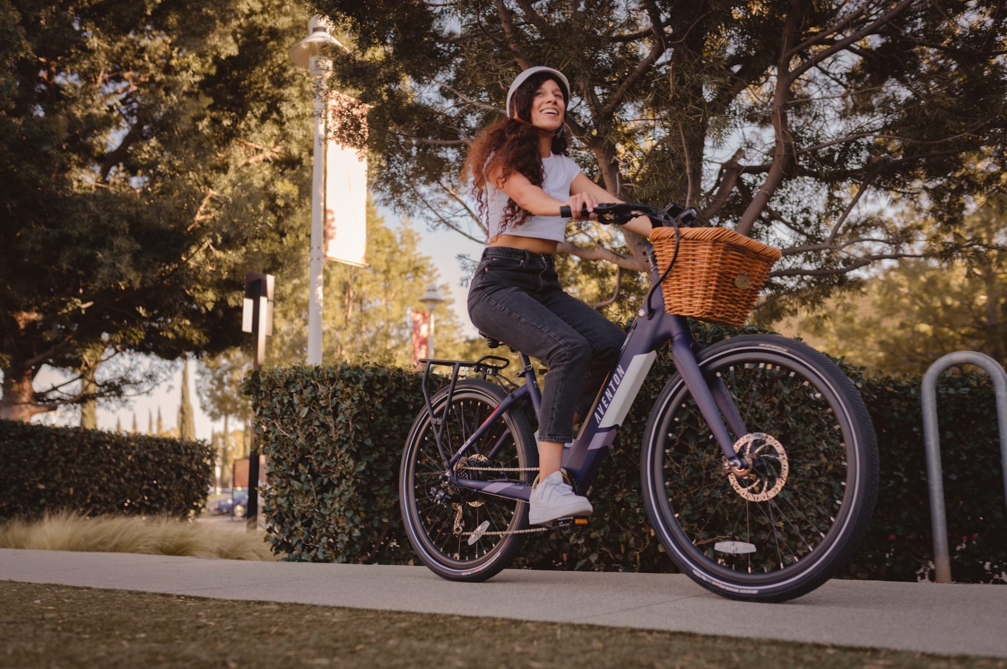Aventon upgrades nextgen, integrated Pace ebikes Bikerumor