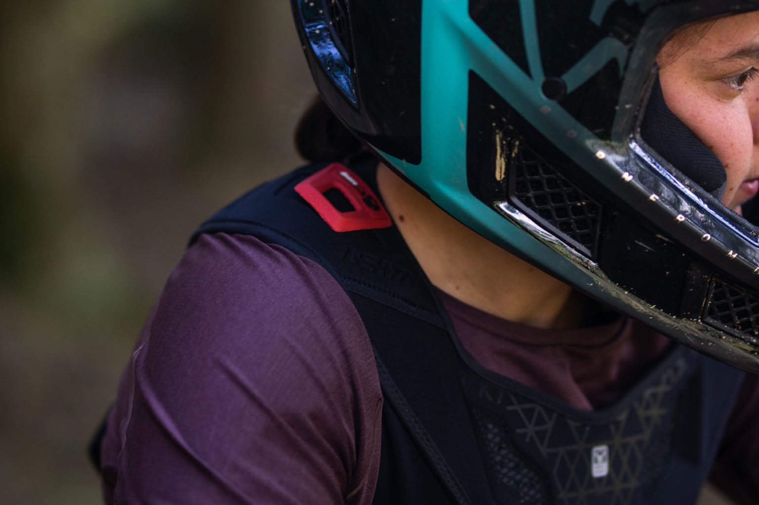 Review Leatt AirFlex Women's Body, Chest & Back Protection for MTB