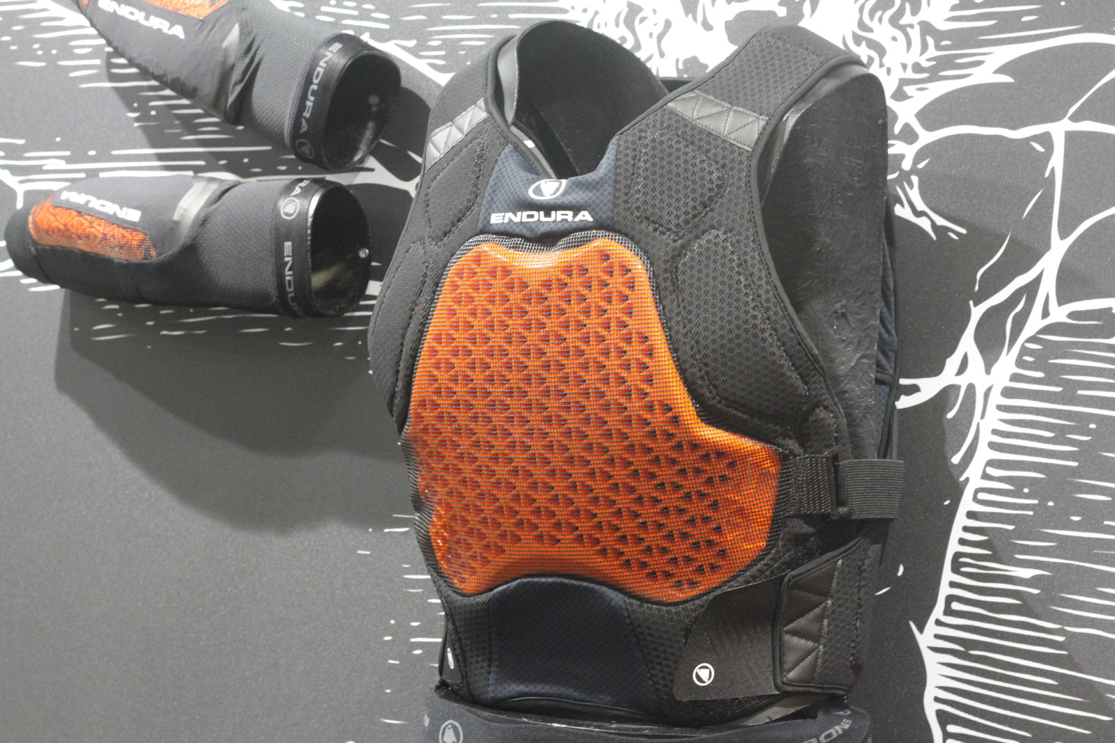 endura chest back protector torso