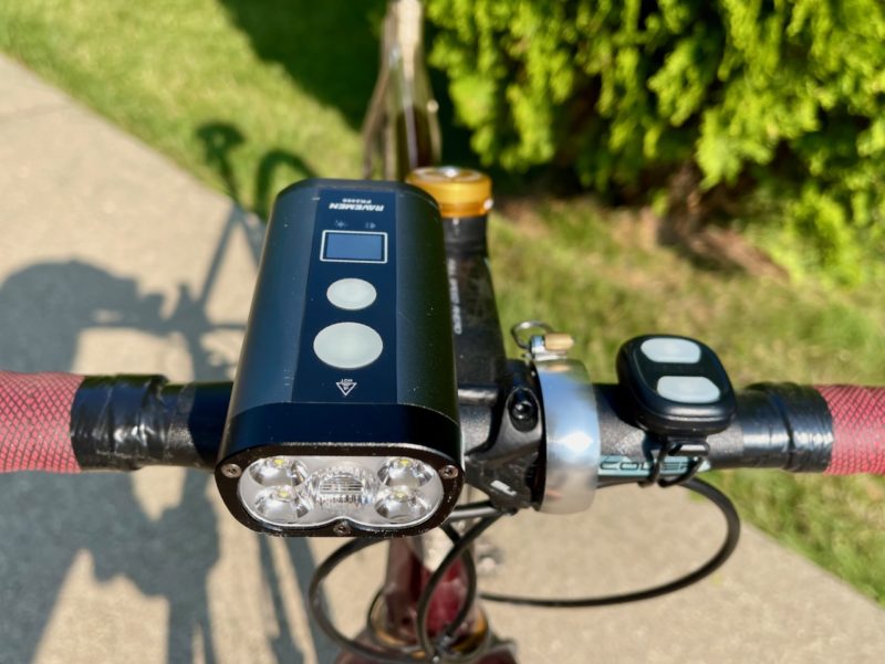 Ravemen PR2400 light review selfcontained headlight lets you charge