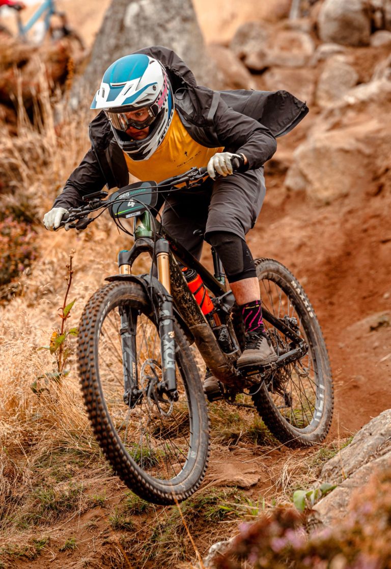 Review: Vitus Sommet 297 CRX is an affordable enduro performer - Bikerumor