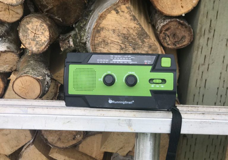 Get Prepped RunningSnail Emergency Crank Radio » Explorersweb