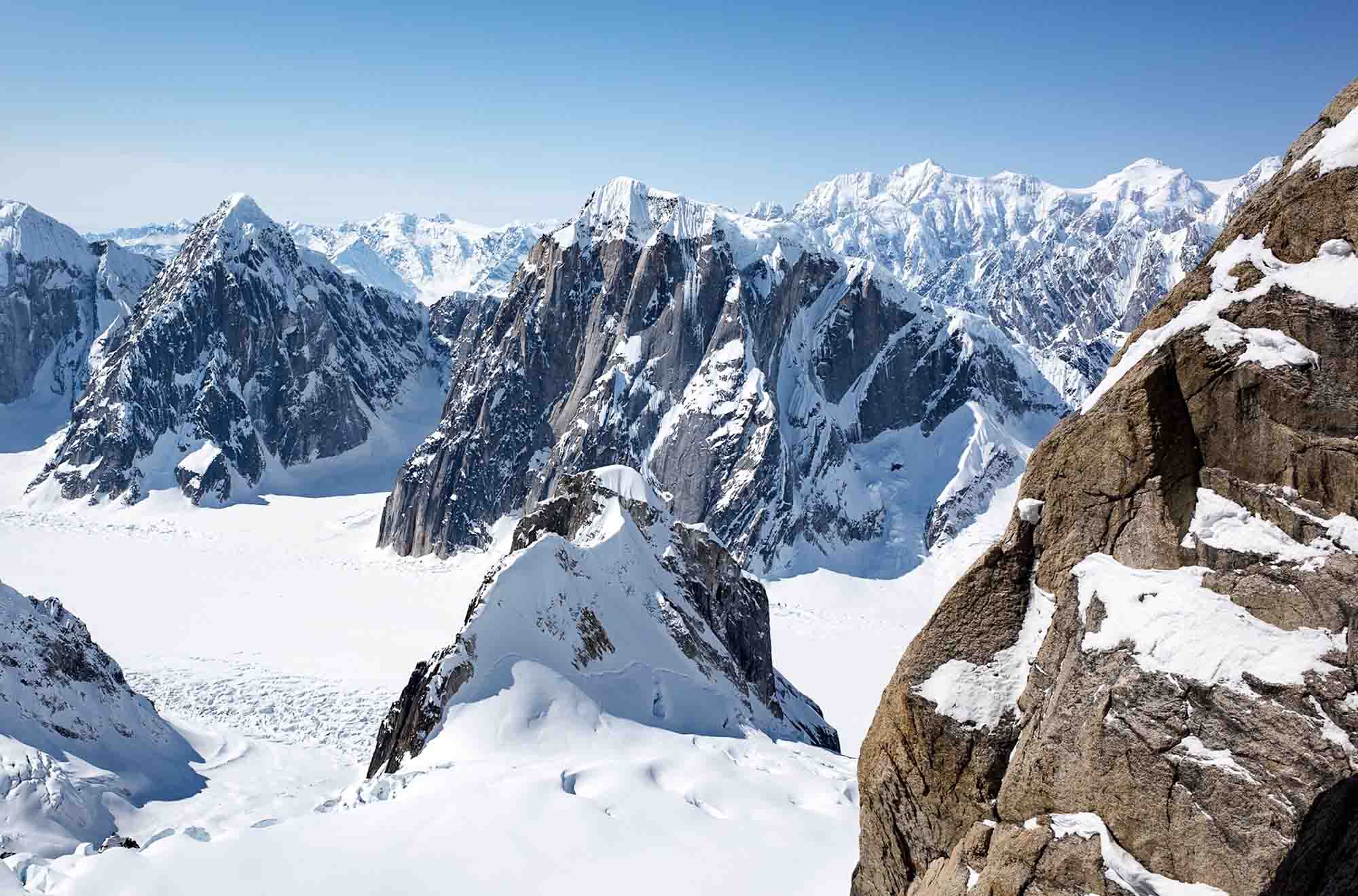 wide view of Alaska mountain range