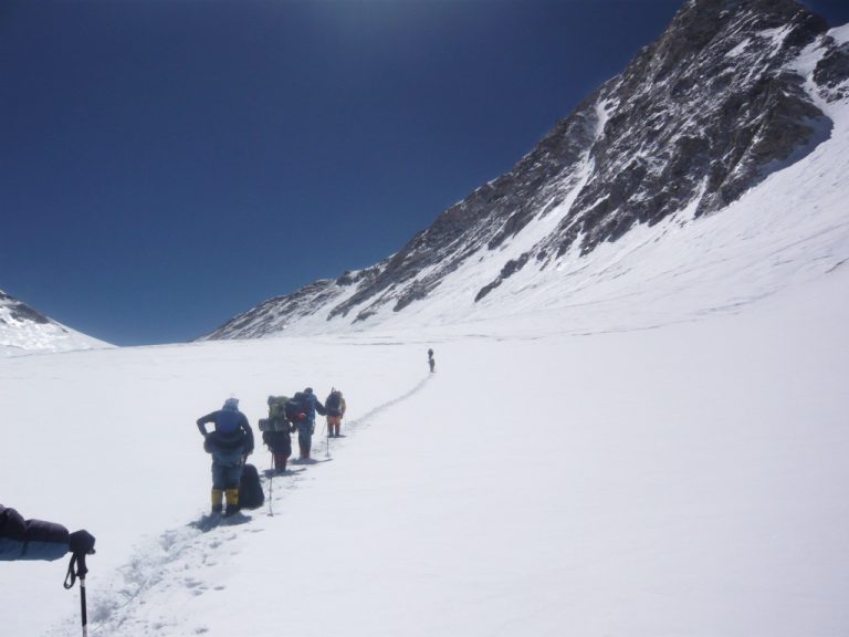 Shishapangma Climbers in Lower Camp 3 » Explorersweb