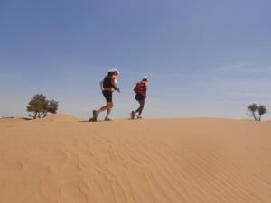 Rachid El Morabity and Meghan Hicks running in the Sahara before the MdS (Lhoucine Akhdar photo credit)