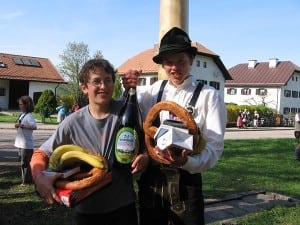 Philipp Reiter - Bavarian May tree climbing