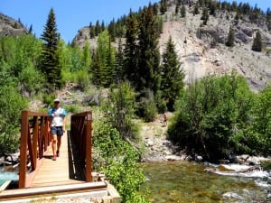 Crossing the bridge right after the Alpline Gulch trailhead