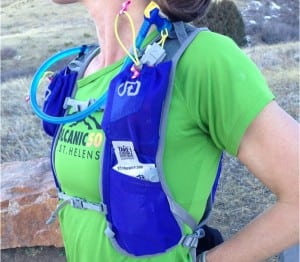 Ultimate Direction Ultra Vesta - front left