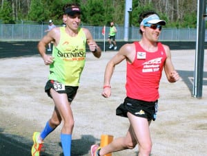 Zach Bitter – 200k American record 1