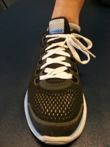Outside-in lacing technique finish