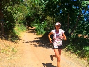Stephanie Howe - 2014 Western States 100 - Michigan Bluff