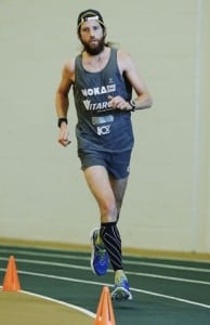 Michael Wardian setting the 50k indoor track world record 2