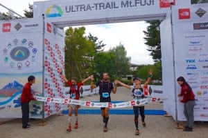 Aliza Lapierre and Fernanda Maciel - 2015 Ultra-Trail Mount Fuji 2nd place