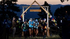Race start, 2021 High Lonesome 100 Mile