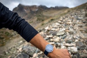 Suunto 9 Peak Titanium - on wearer arm