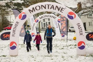 2023 Spine Race finisher with kids