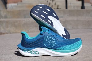 Best Road Running Shoes - Topo Athletic Cyclone 2 - product photo