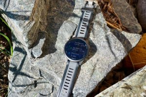 Garmin Forerunner 165 Music - face view