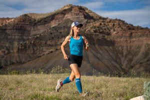 Best Running Tank Top for Women - Running singletrack in the desert