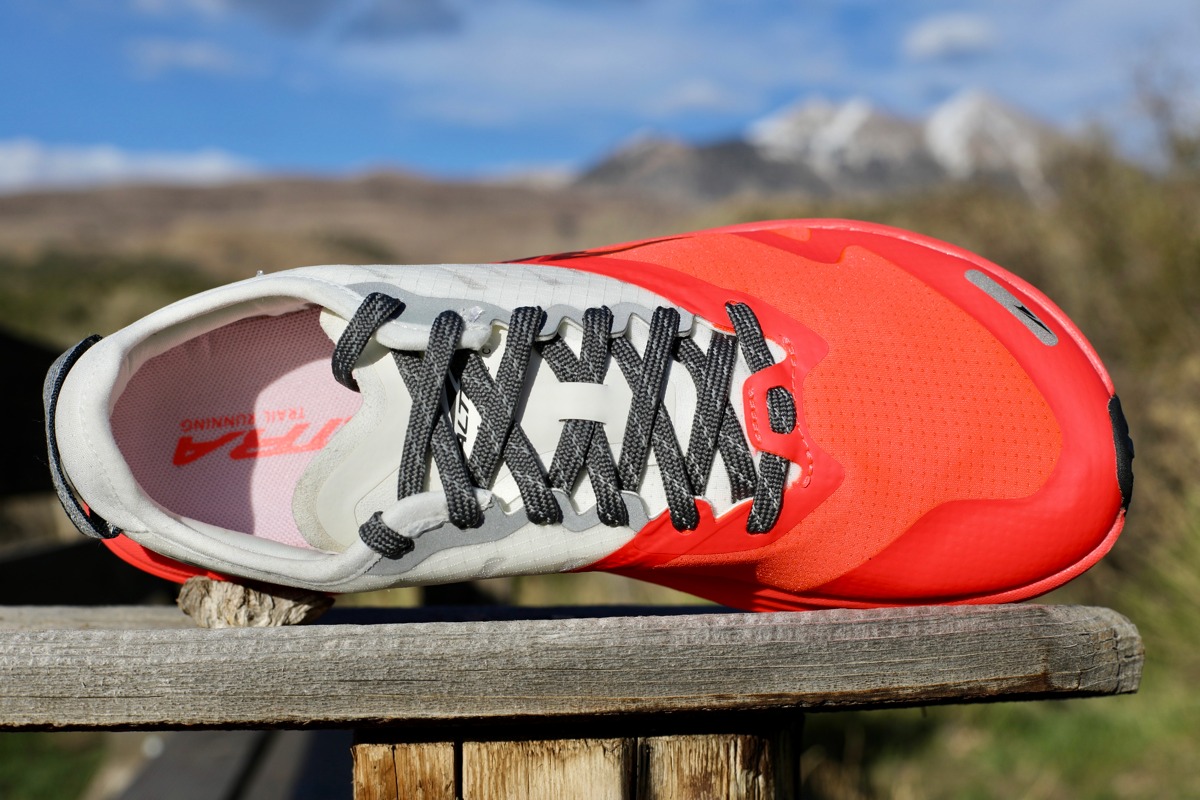 A top view of the Altra Mont Blanc Carbon.