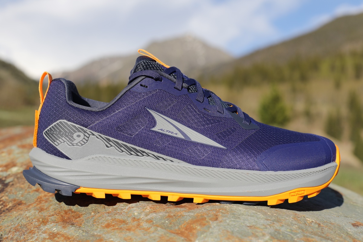 Altra Lone Peak 9 - lateral