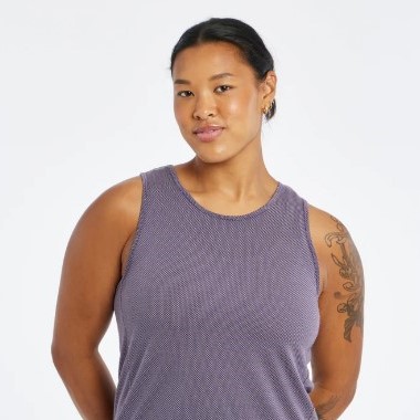 Best Running Gear for Hot Weather - Oiselle Flyout Trail Tank - product photo