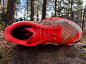 Brooks Catamount 4 - top