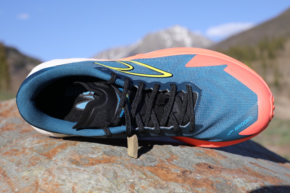 Brooks Catamount 4 - top