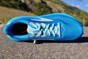 Brooks Ghost 17 - top