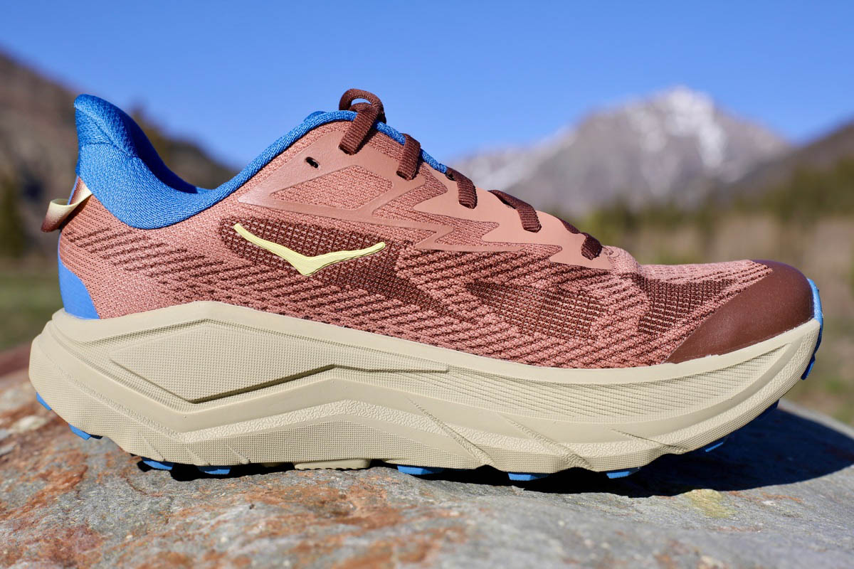 Hoka Challenger 8 - medial