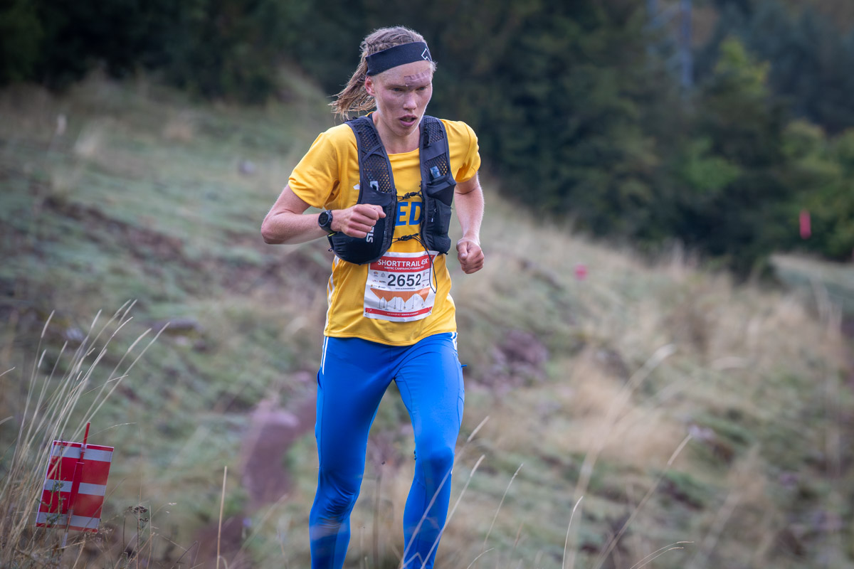 Tove Alexandersson - 2025 Trail World Championships Short Trail - leading after first descent