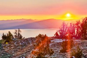Snow Valley Peak aid station - sunset views