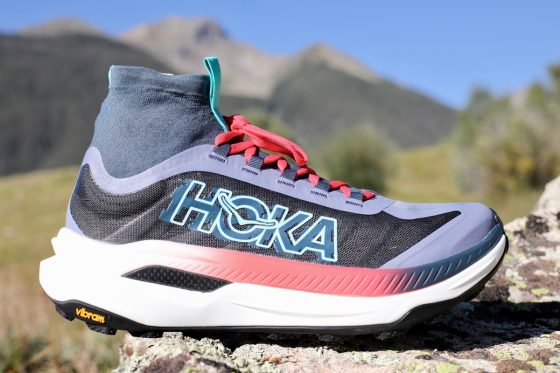 Hoka Tecton X 3 - lateral view with midsole