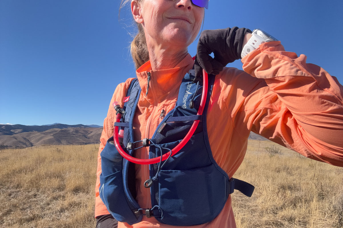 UltrAspire Spry 5.0 - front with hose