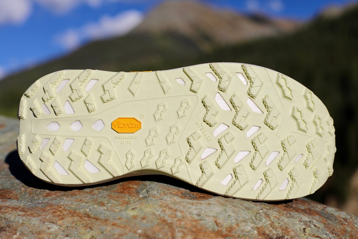 Brooks Cascadia Elite - outsole