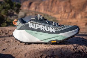 Kiprun Kipsummit Max - lateral