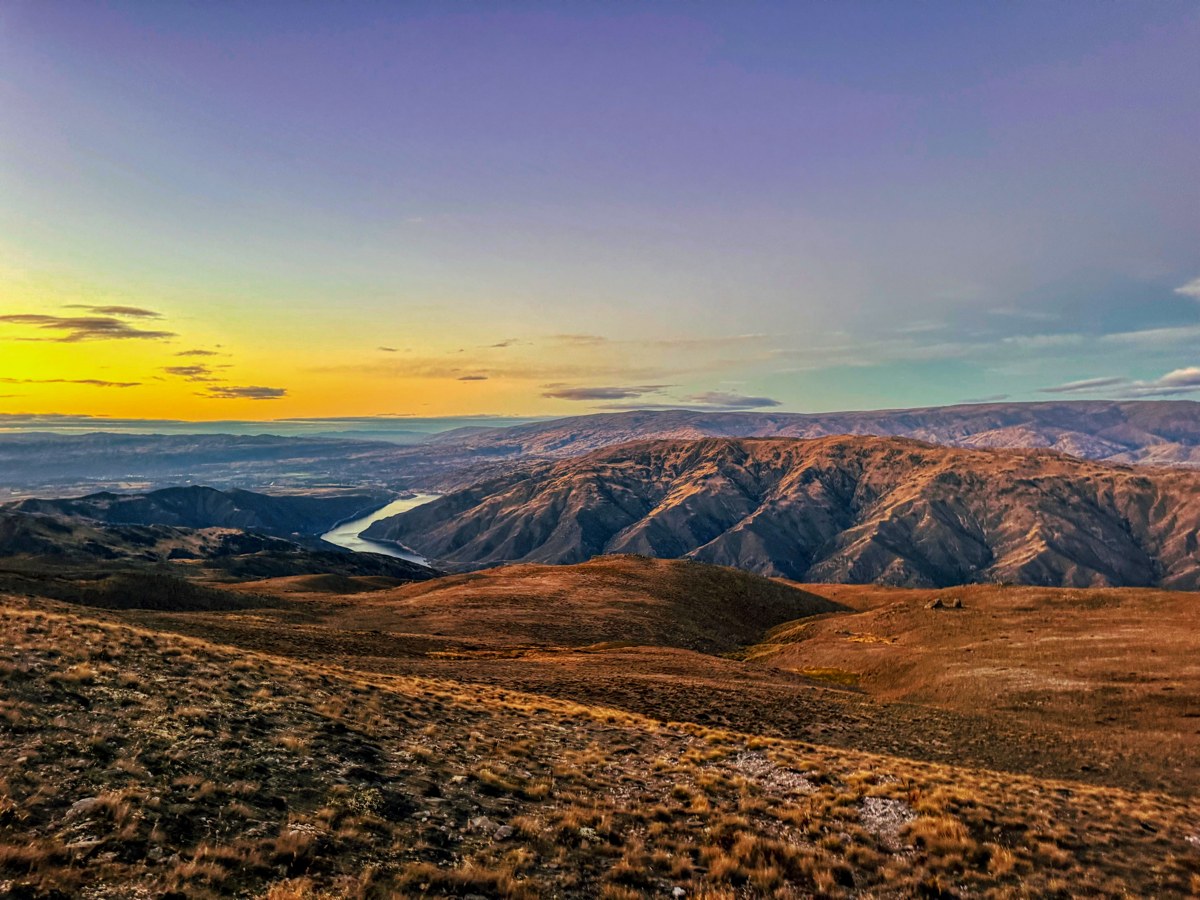 2026 Northburn 100 - Clutha River sunrise