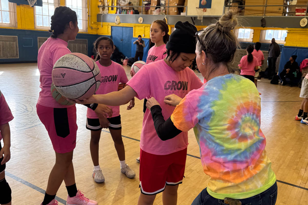 Sarah Lesko Bras for Girls - measuring for bra size