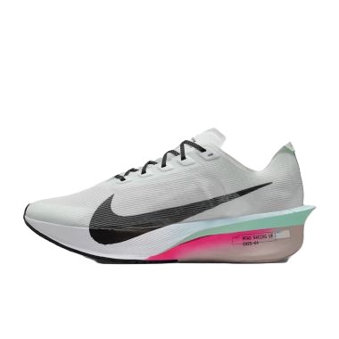 Best Nike Running Shoes - Nike Vaporfly 4 - product photo