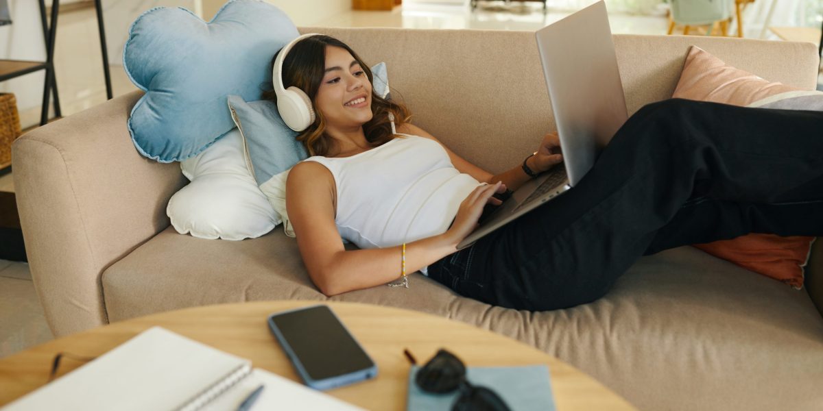 Fortune: gen z doesn't want to go back to office because they binge ...