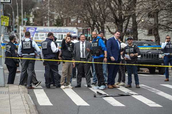 7 month old shot and killed by stray bullet in Mamdani’s NYC. - LetsRun.com
