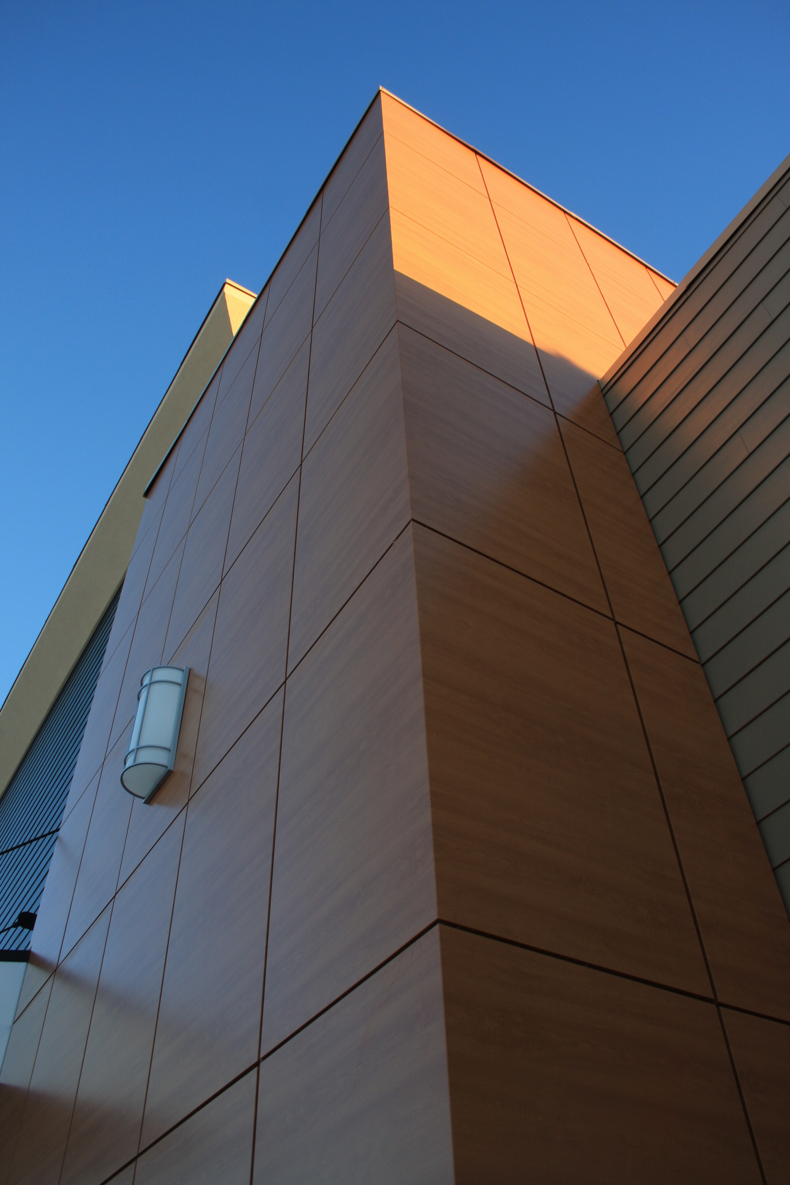 FLAT ACM panel project Hotel Indigo New Orleans, LA SAF Southern Aluminum Finishing Co, Inc.