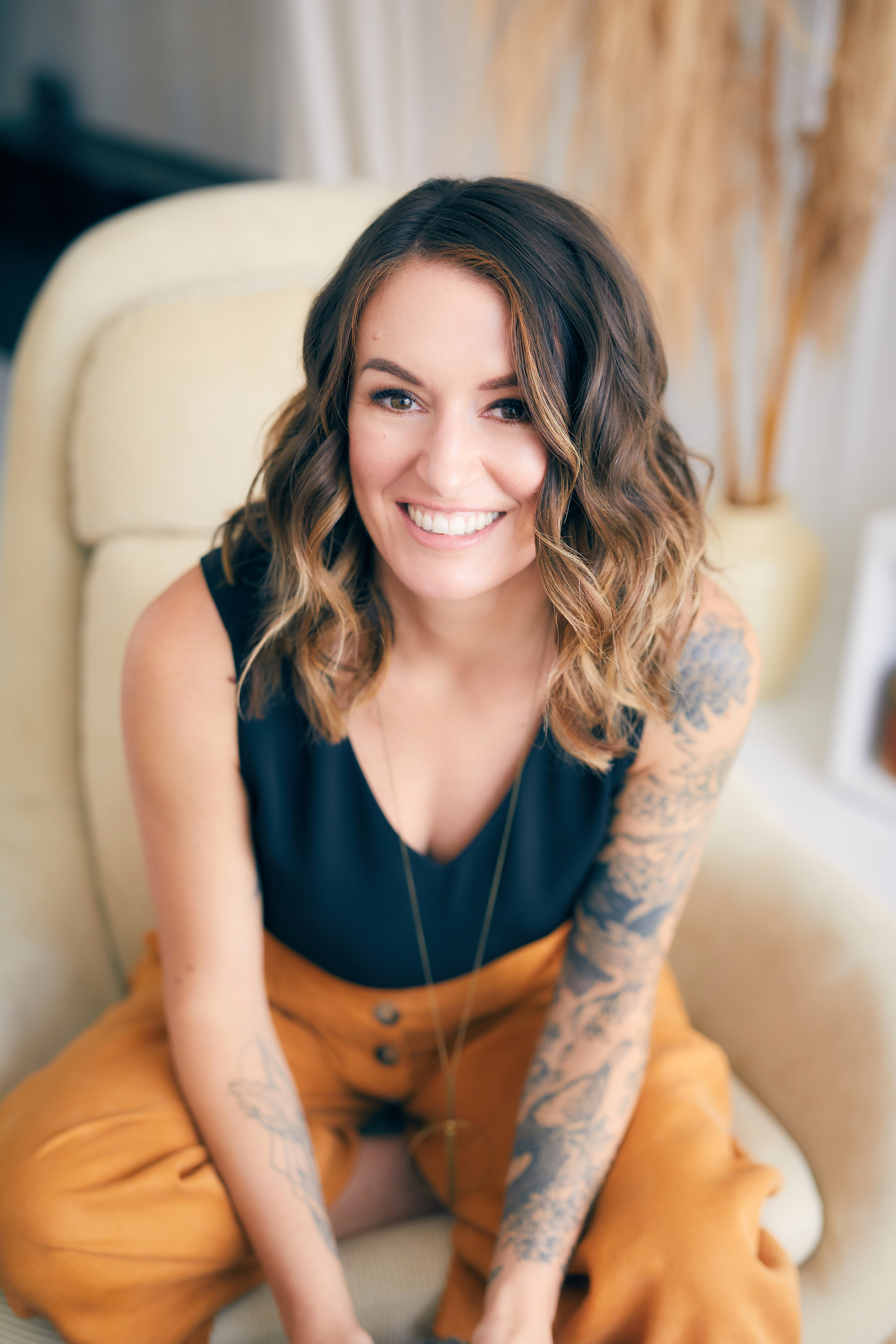 Rebecca Tracey, of The Uncaged Life