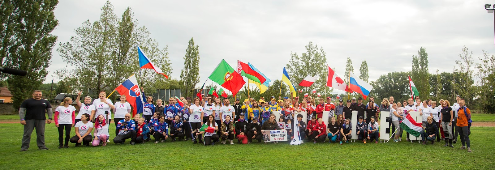 on-starting-a-pet-goods-company-that-grew-to-500-employees-with-offices-in-6-countries