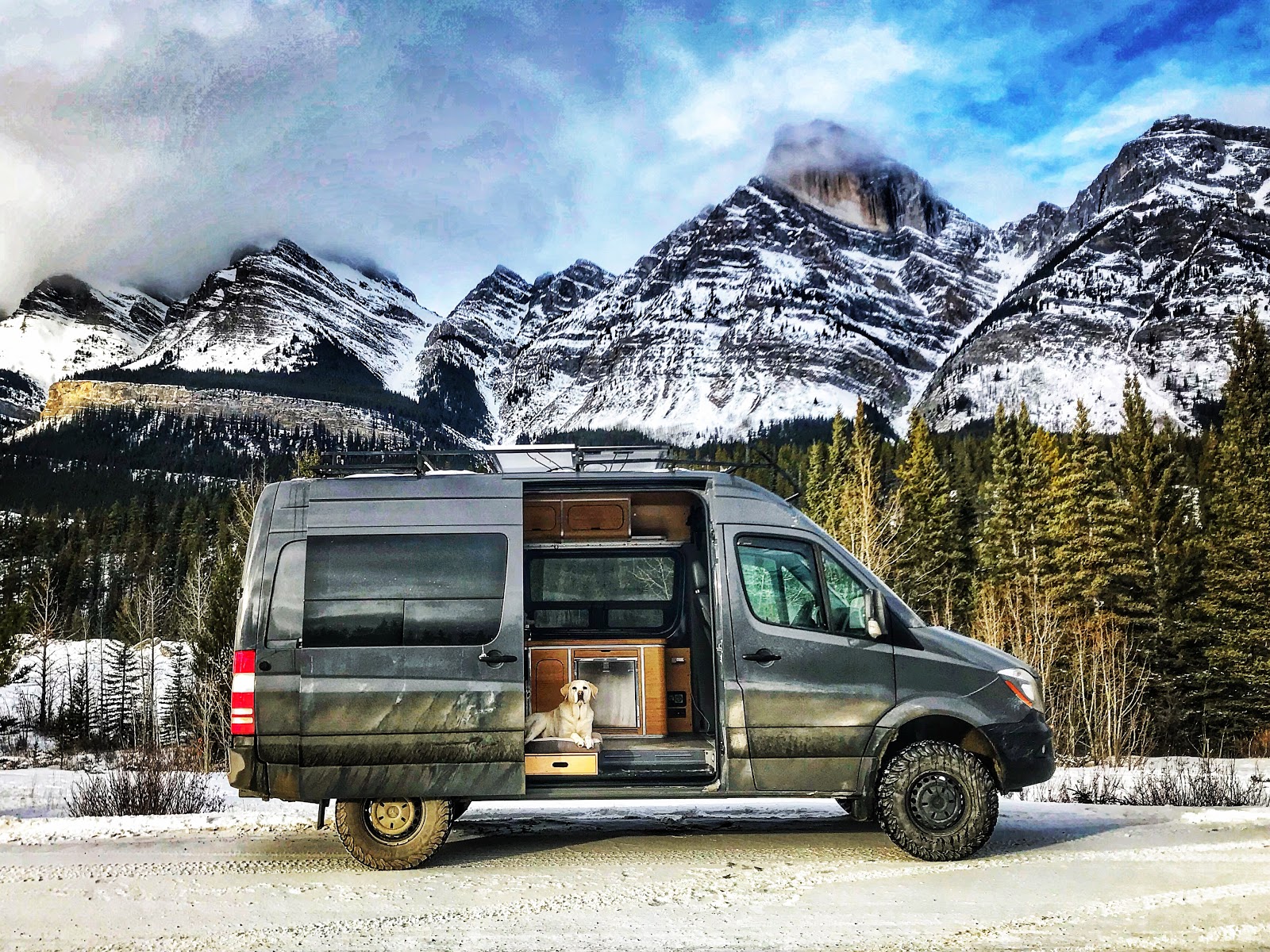 how-we-started-a-8k-month-business-transforming-campervans-while-traveling