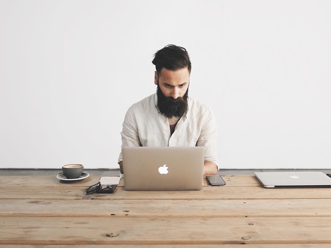 how-we-started-a-10k-month-design-studio