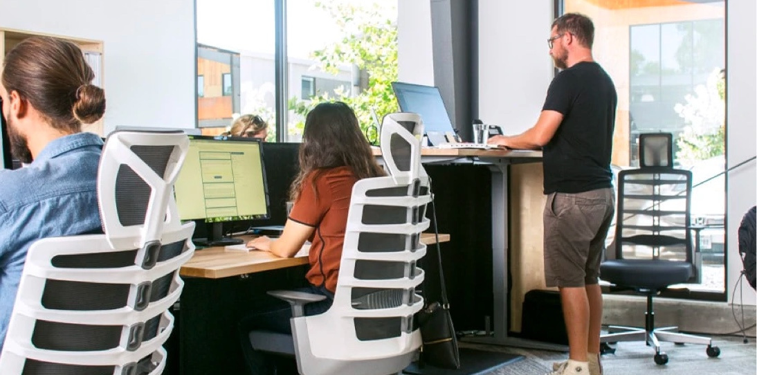 Case Study Thumbnail Uplift Desk